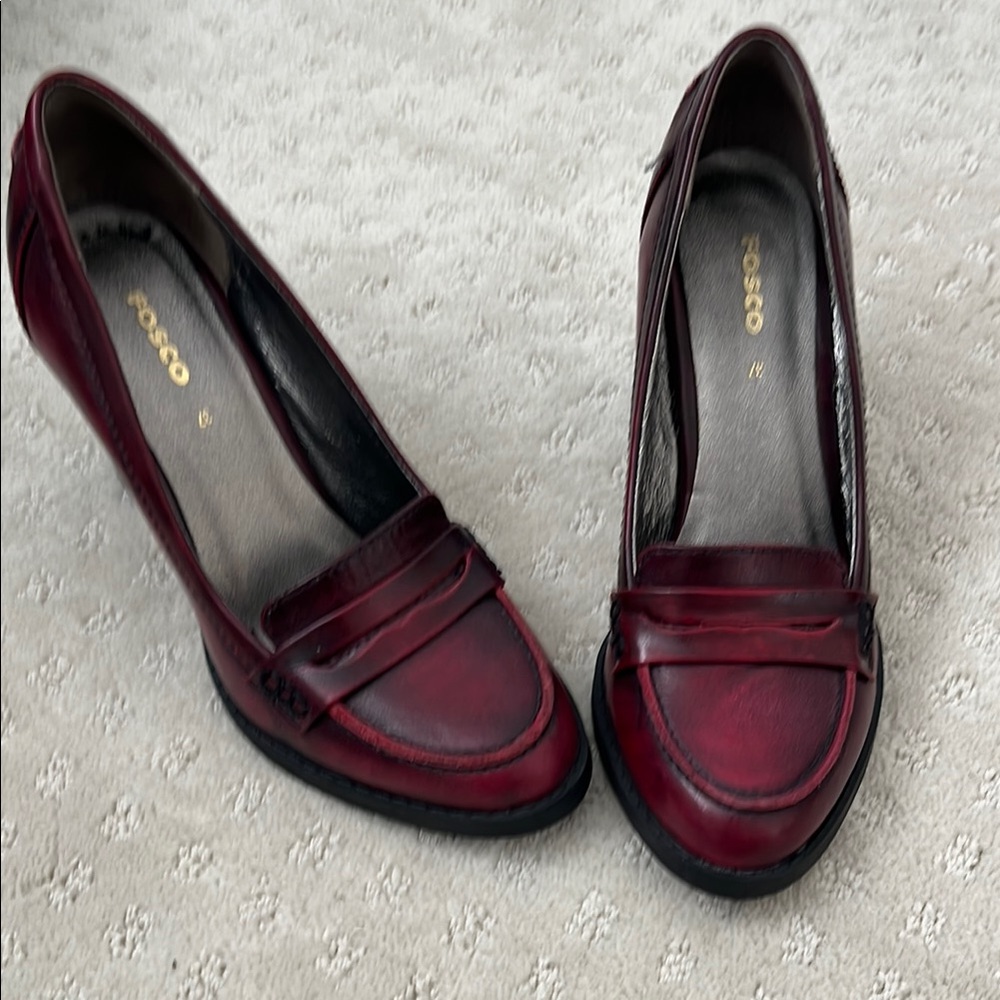 Women's Burgundy Loafers